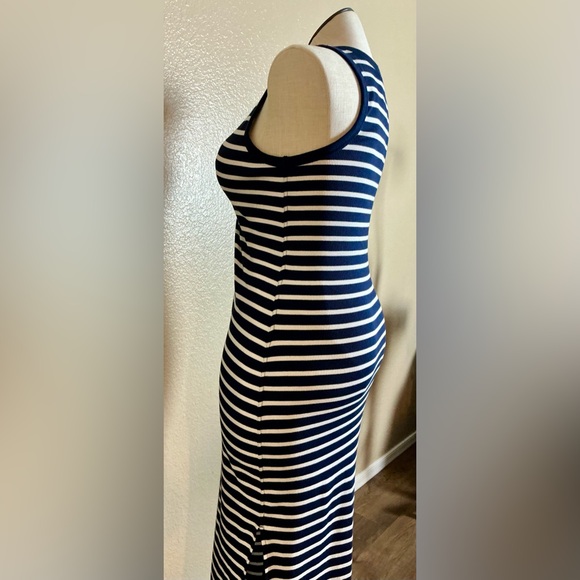 Universal Thread Navy & White Striped Maxi Dress – Sleeveless Bodycon – XL – NWT - Picture 5 of 9